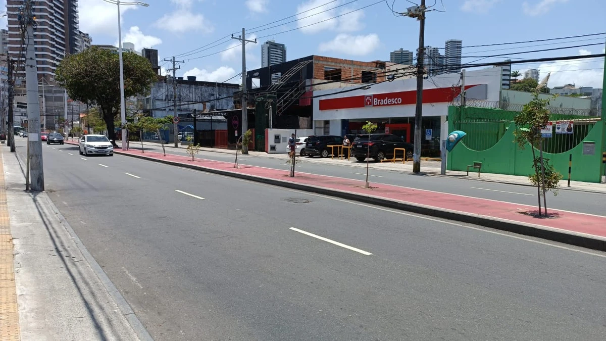Moradores e comerciantes denunciam furtos e arrombamentos no Rio Vermelho por Bruno Wendel/CORREIO