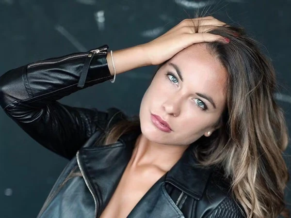 Pamela Genini por Reprodução