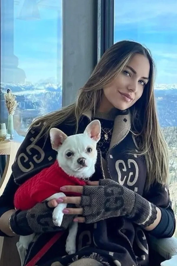Pamela Genini por Reprodução