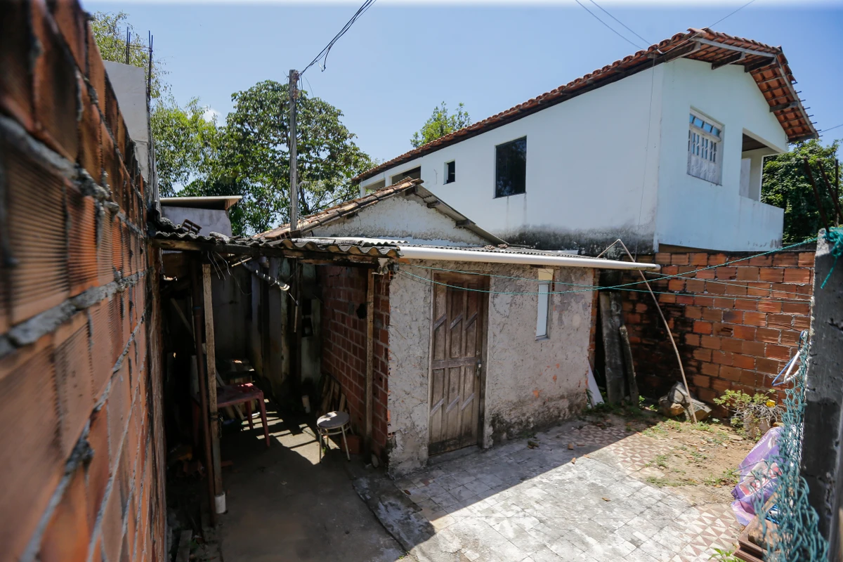 Pelo menos 14 famílias seriam alvo de desapropriação do terreno por ARISSON