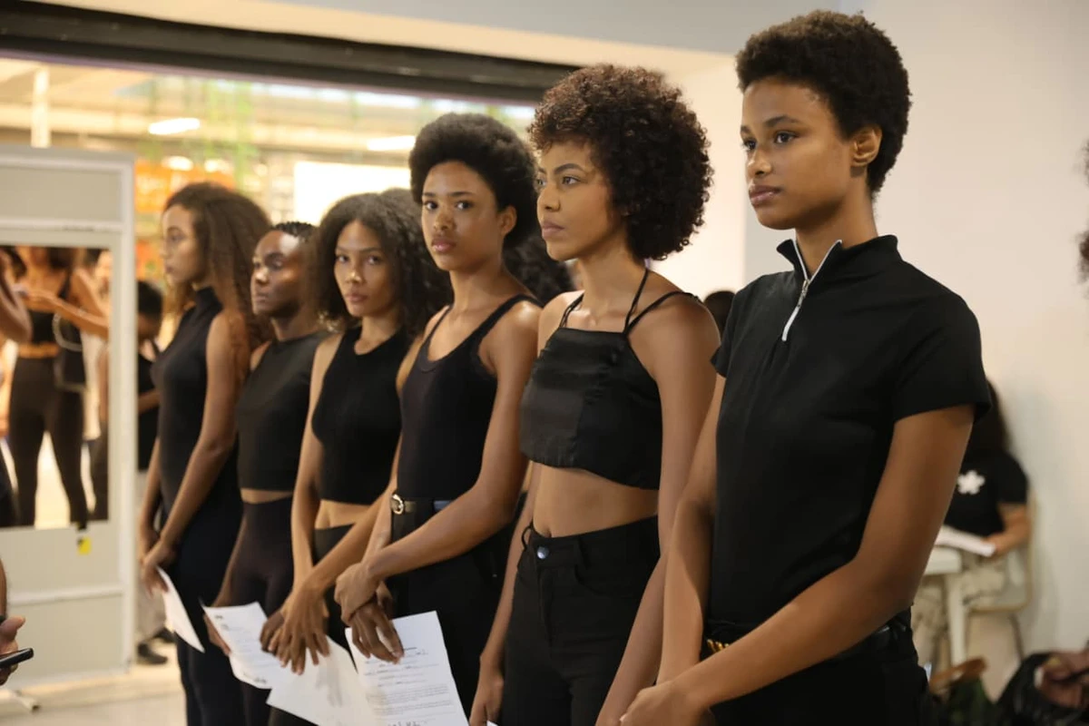 Seletiva de modelos profissionais do Afro Fashion Day 2025 por Florian Boccia