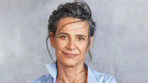 Simone por Reprodução