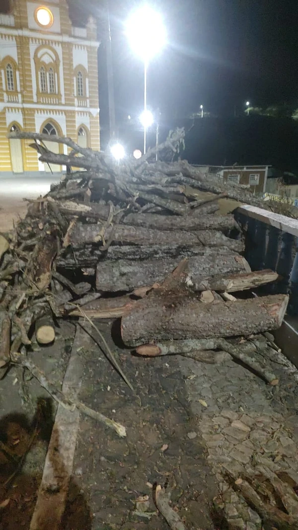 Venda de terreno pela Igreja revolta moradores em cidade na Bahia por Reprodução