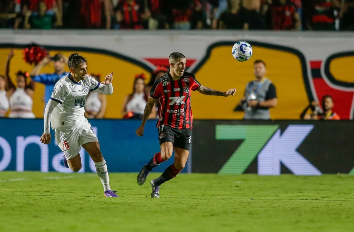 Vitória x Bahia - 28ª rodada do Brasileirão  por Arisson Marinho/CORREIO