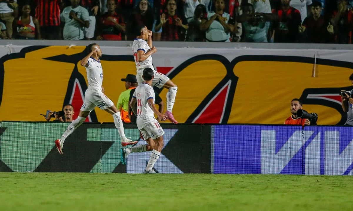 Vitória x Bahia - 28ª rodada do Brasileirão  por Arisson Marinho/CORREIO