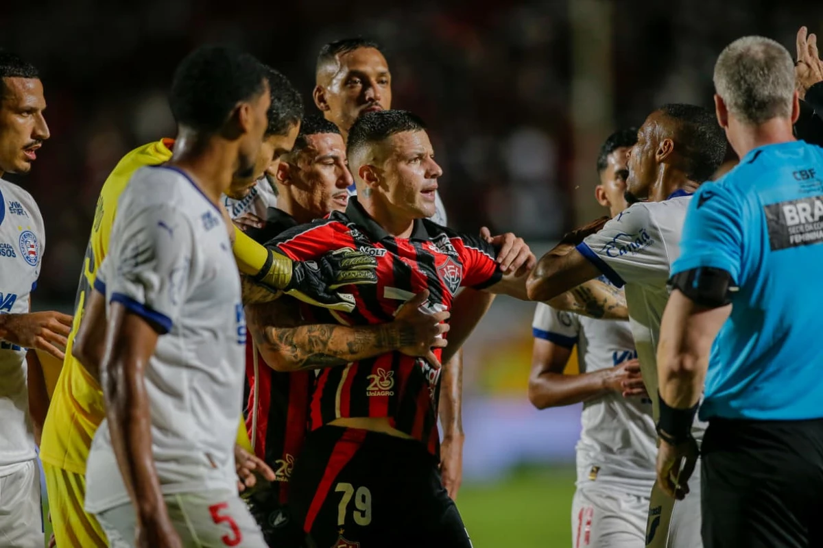 Vitória x Bahia - 28ª rodada do Brasileirão  por Arisson Marinho/CORREIO