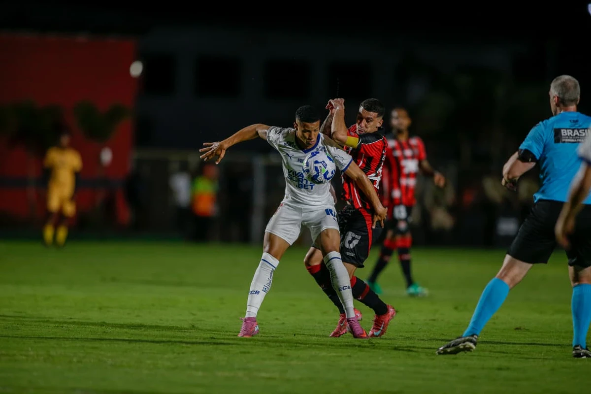 Vitória x Bahia - 28ª rodada do Brasileirão  por Arisson Marinho/CORREIO