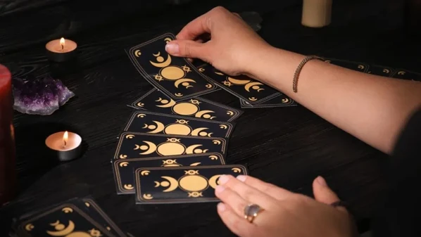 Tarot deste sábado (25 de outubro): luz chegará para trazer a tão sonhada calmaria; veja carta e recado para os 12 signos