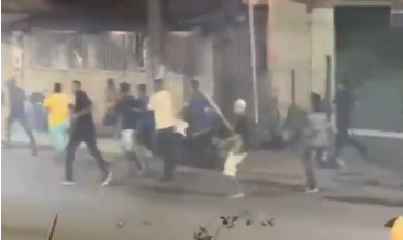 Brigas e terror na por Reprodução