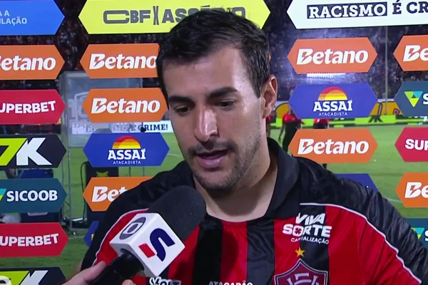Cáceres em entrevista após o Ba-Vi 