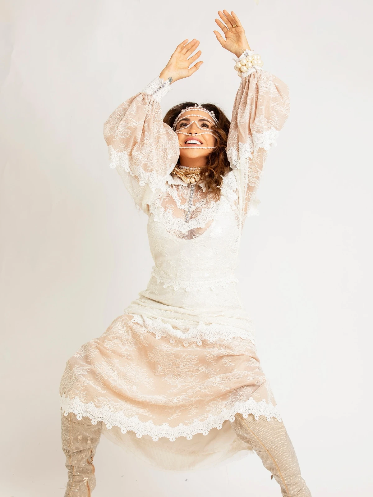 Baiana amplia carreira com música, shows e projetos literários por  Célia Santos / Divulgação