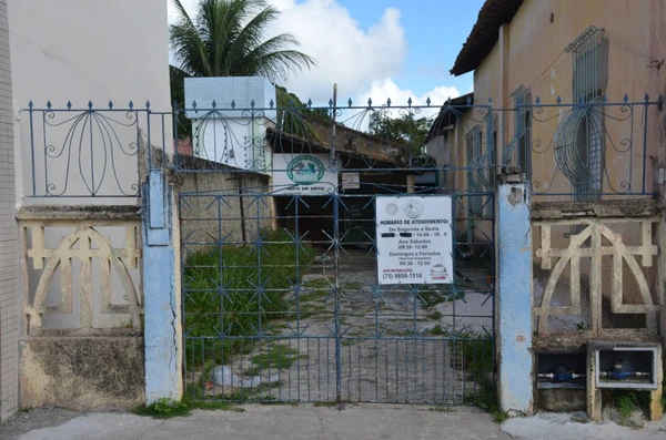 Fundação chegou a abrigar 300 animais