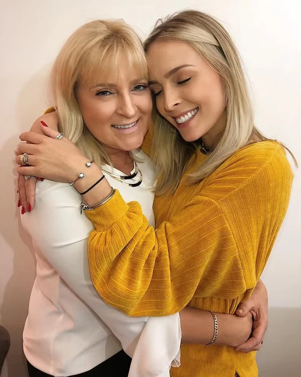 Ivone Estaniecki e Tata Estaniecki por Reprodução/Instagram