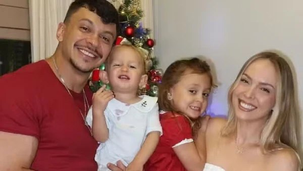 Júlio Cocielo e  Tata Estaniecki por Reprodução