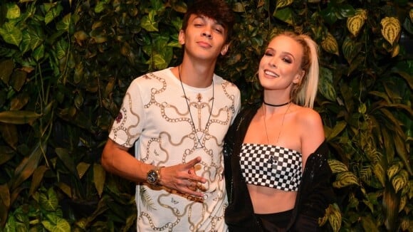 Júlio Cocielo e  Tata Estaniecki por Reprodução