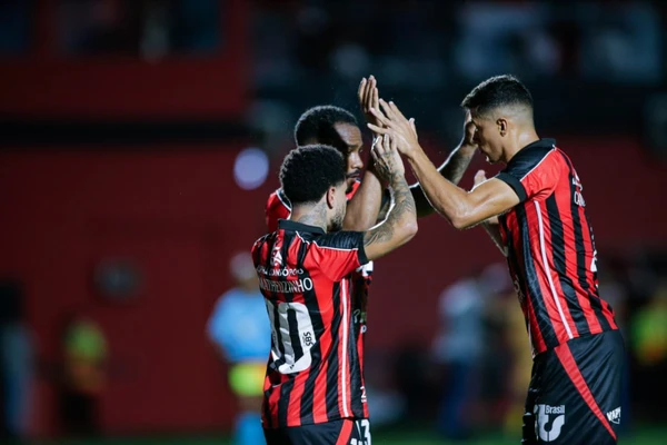 Matheuzinho começou o Ba-Vi no banco de reservas