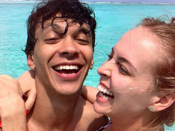 Tata Estaniecki e Júlio Cocielo por Reprodução/Instagram