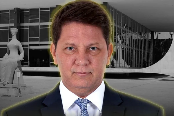 Mario Frias por Reprodução
