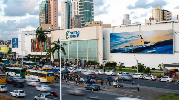Shopping da Bahia: Pioneiro entre os grandes shoppings do estado, o antigo Iguatemi segue como referência de compras e lazer em Salvador por Reprodução