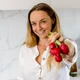 Imagem - Influencer de alimentação morre após parto em casa com complicação rara