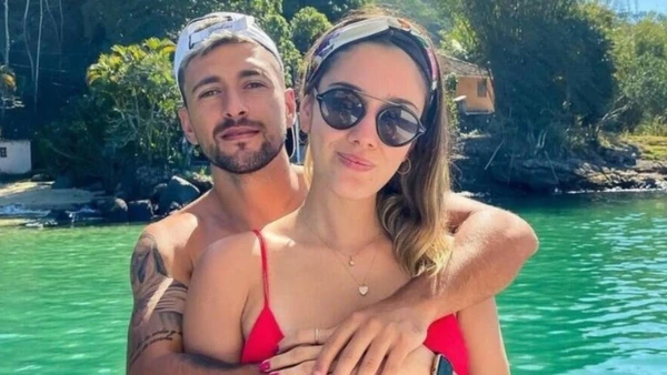 Arrascaeta  e Camila Bastiani por Reprodução