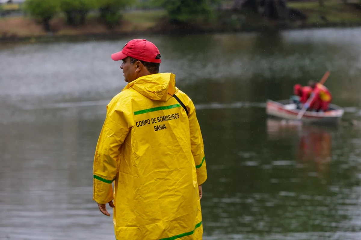 Corpo é encontrado boiando no Dique do Tororó por Arisson Marinho / CORREIO 
