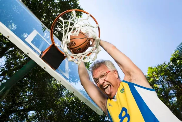 Pedro Bial ainda é amante do basquete por Marcelo Tadbach/Ed. Globo