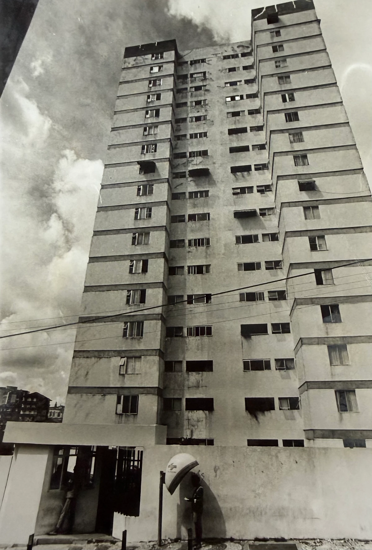 Prédio nos Barris onde crime aconteceu recebeu reconstituição em 1991 por Almiro Lopes/Arquivo CORREIO