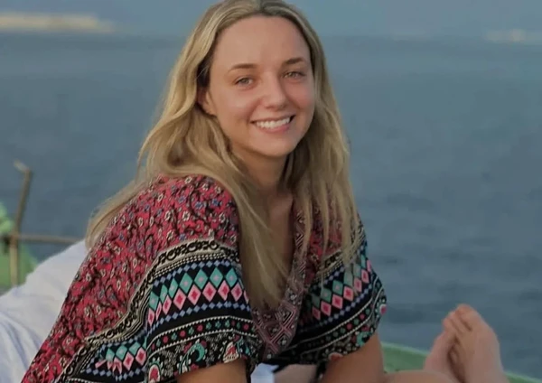 Stacey Hatfield produzia conteúdo sobre alimentação saudável  por Reprodução