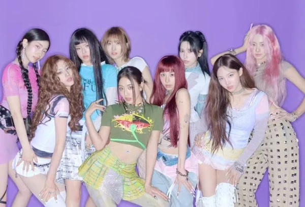 TWICE lança 4º álbum de estúdio ‘THIS IS FOR’ por Reprodução/JYP Entertainmen