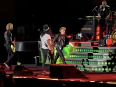 Imagem - Antes de show no Brasil, Axl Rose se irrita e causa confusão em apresentação do Guns N’ Roses