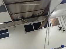 Imagem - Assista: parte de teto de sala na Ufba desaba e aulas são suspensas