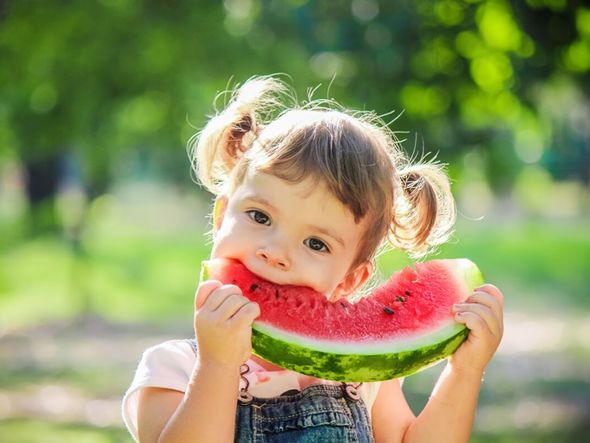 Imagem - 3 hábitos saudáveis para prevenir a obesidade em crianças