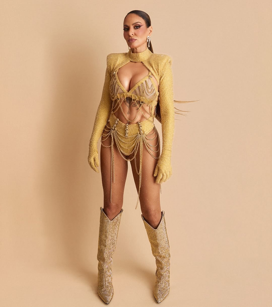 Alinne Rosa por Reprodução/Instagram