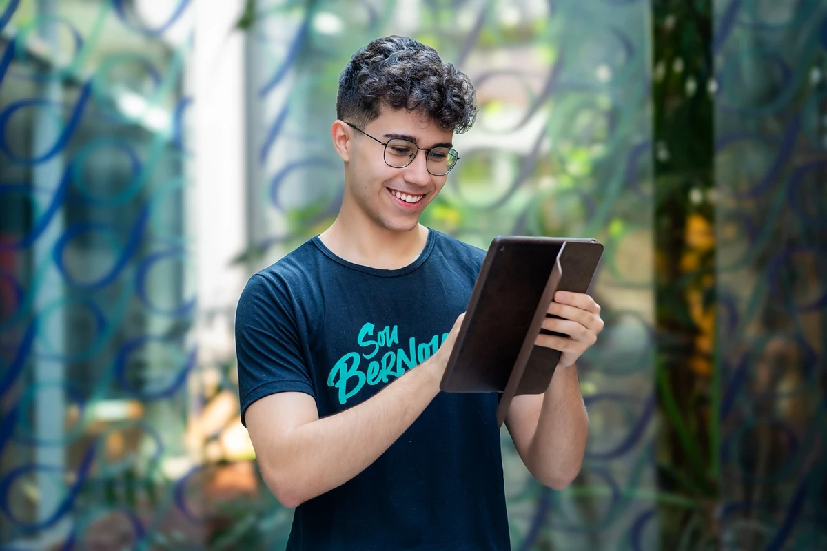 Assuntos em destaque no cotidiano podem inspirar perguntas por Divulgação Bernoulli Educação