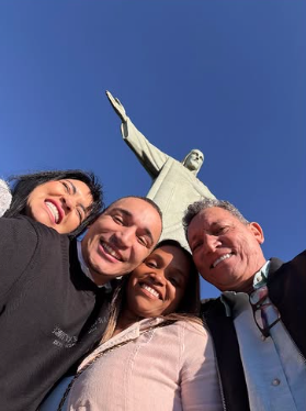 Casal escolheu batizado no Cristo Redentor por Reprodução | Instagram