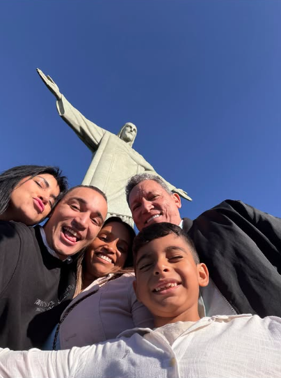 Casal escolheu batizado no Cristo Redentor por Reprodução | Instagram
