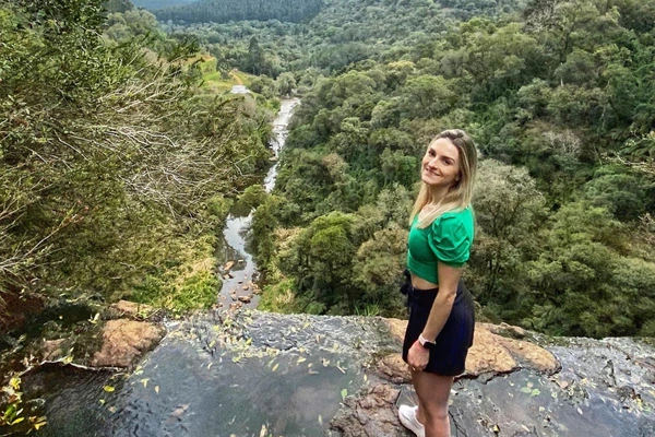 Camilla Angheben por Reprodução