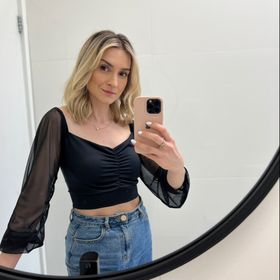 Camilla Angheben por Reprodução