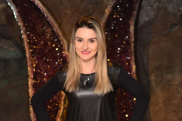 Camilla Angheben por Reprodução