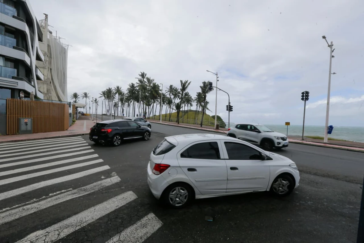 Doa de chiuva em Salvador por Arisson Marinho/CORREIO