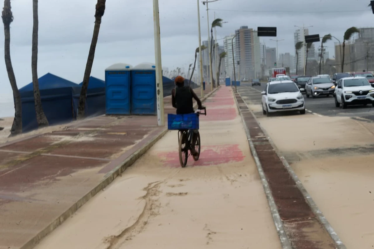 Doa de chiuva em Salvador por Arisson Marinho/CORREIO