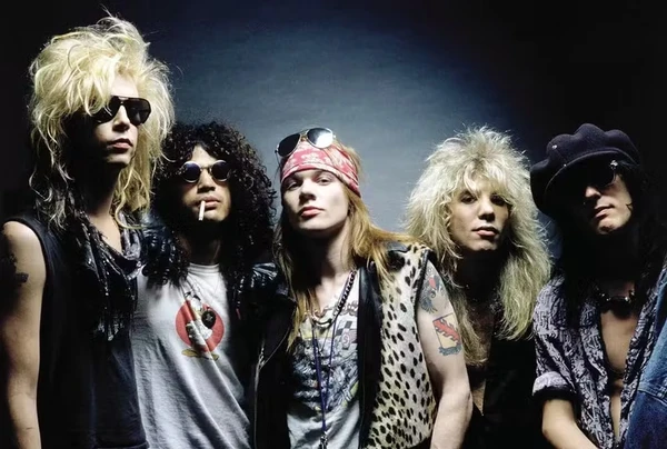 Guns N' Roses por Divulgação