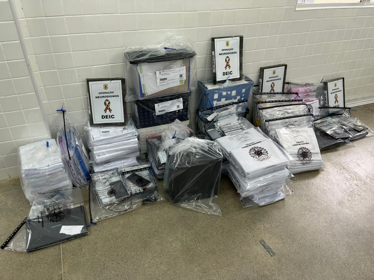 Material apreendido durante operação da Polícia Civil em Salvador