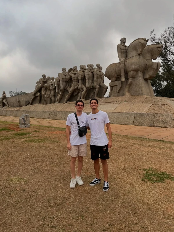 Melqui Ferraz e Denisson Santos por Reprodução/Instagram