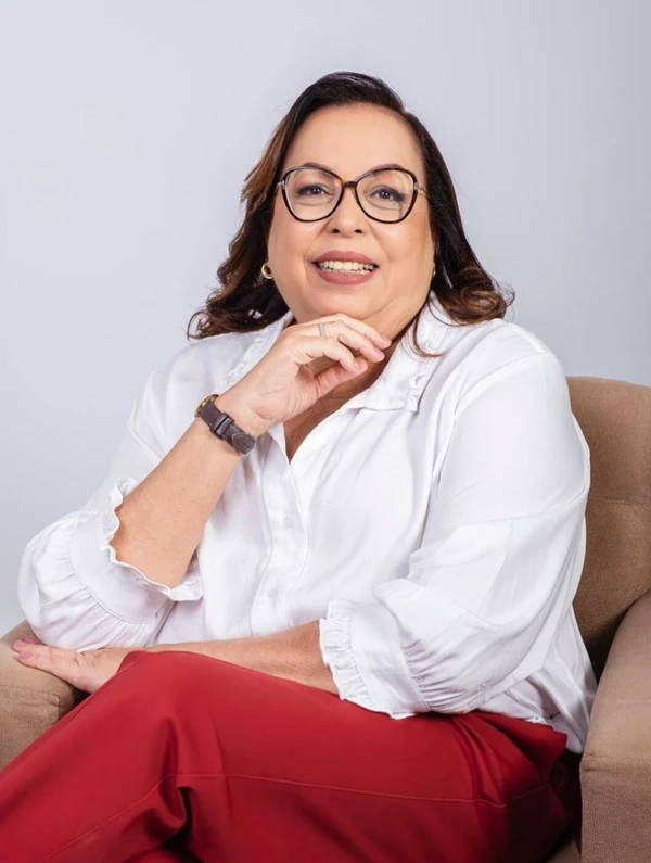 Mônica Aguiar