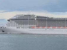 Imagem - Depois de mais de 24h, primeiro navio da temporada de cruzeiro atraca em Salvador