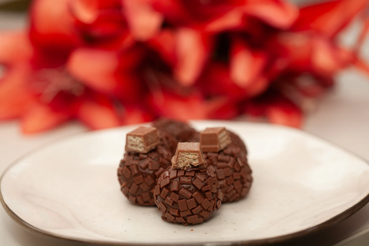 Brigadeiro Califórnia Brownieria - Correio Experimenta Brigadeiros por Sora Maia/CORREIO