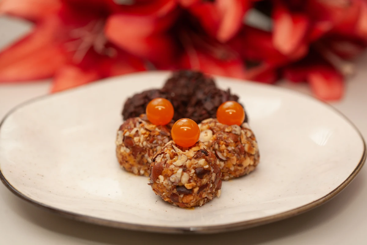 Brigadeiro CamuCaju - Correio Experimenta Brigadeiros por Sora Maia/CORREIO