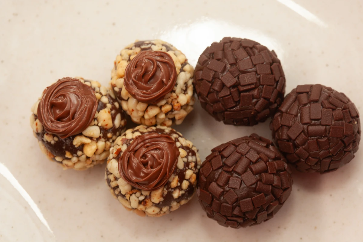 Brigadeiro Pur Doux Confeitaria - Correio Experimenta Brigadeiros por Sora Maia/CORREIO